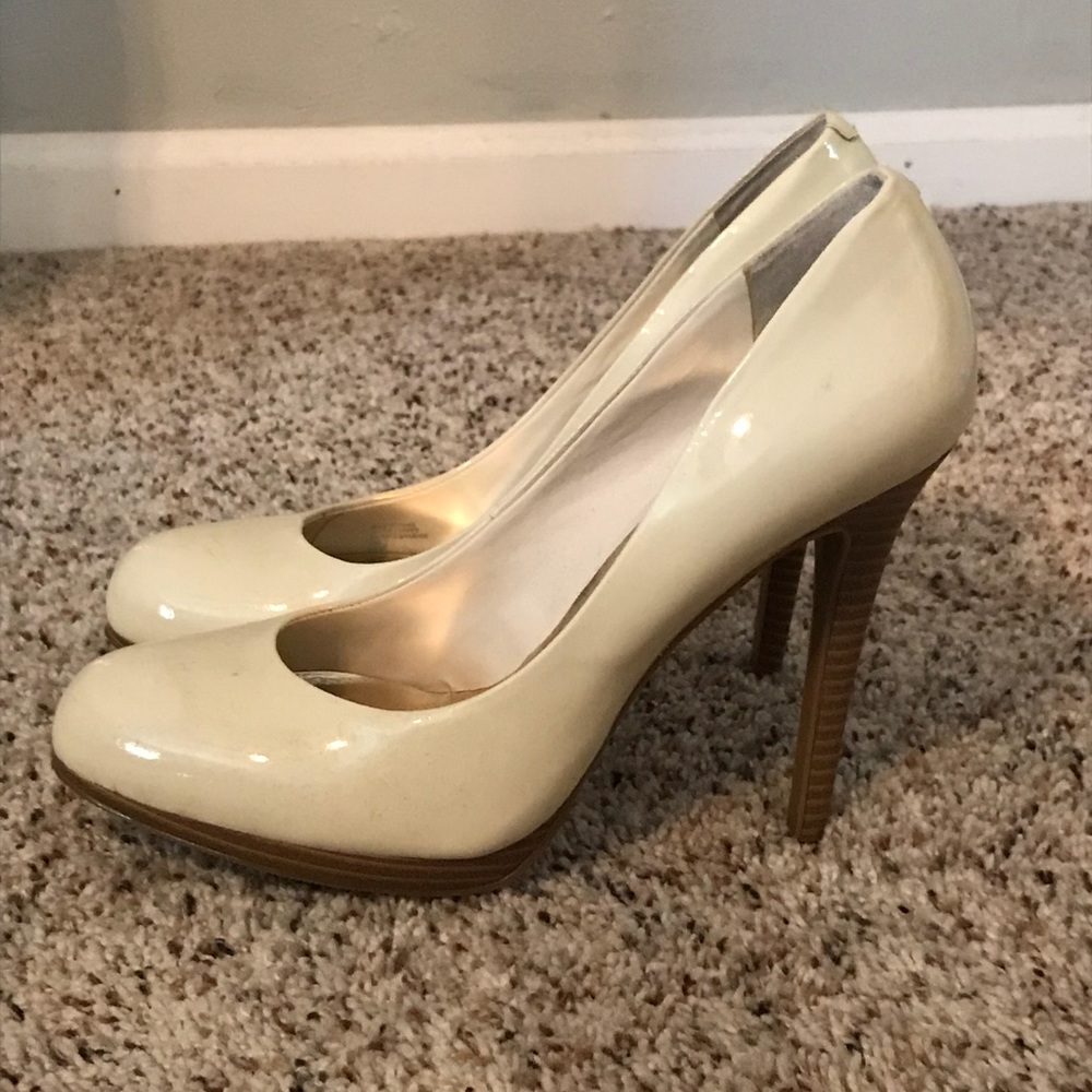 International Concepts Heels